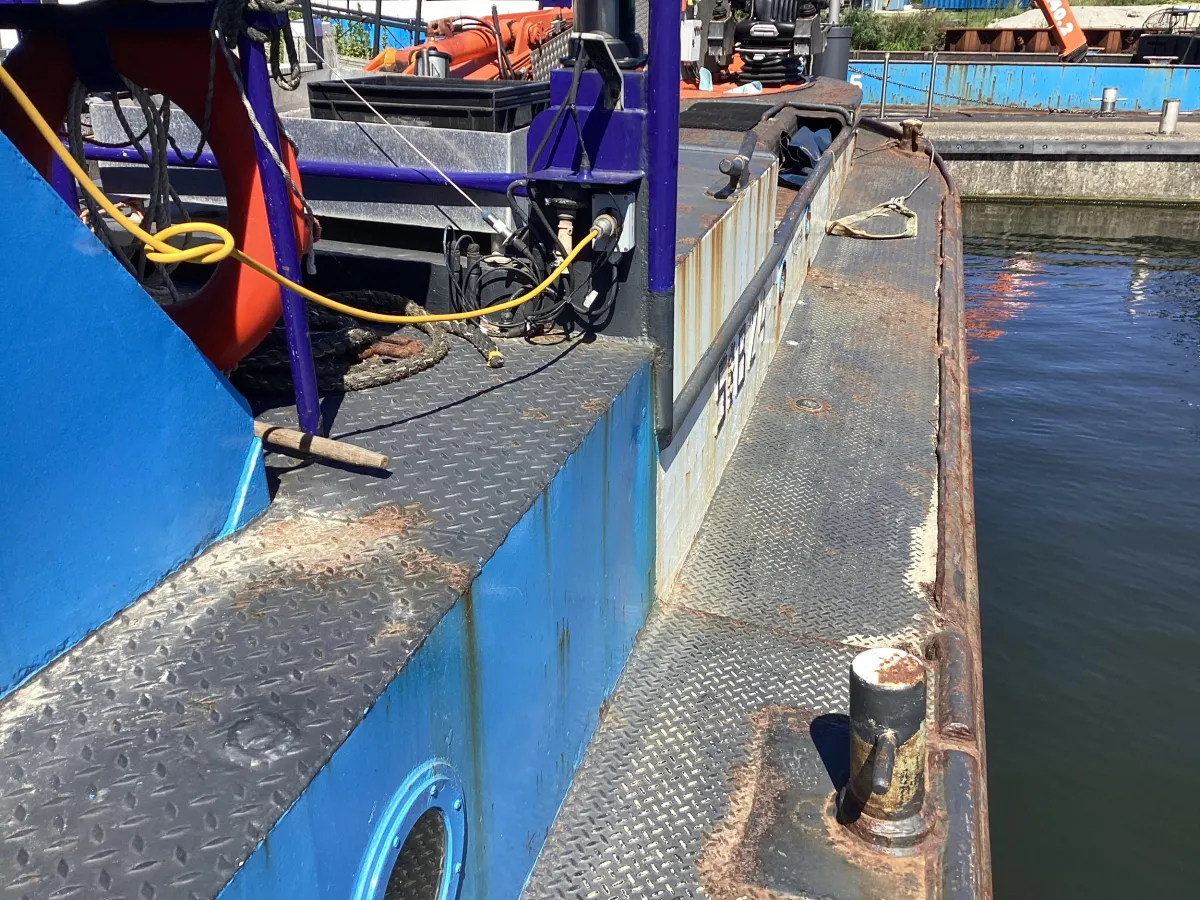 Staal Werkboot Kraanschip SB 24