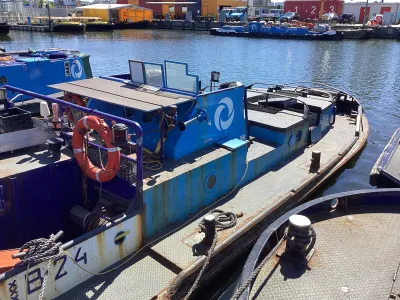 Staal Werkboot Kraanschip SB 24 Foto 71