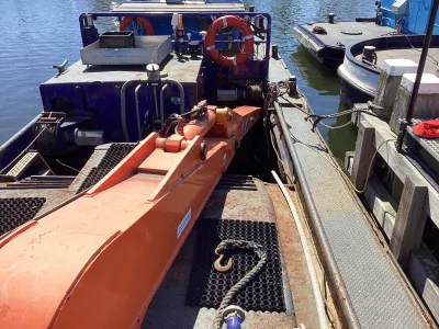 Staal Werkboot Kraanschip SB 24 Foto 72
