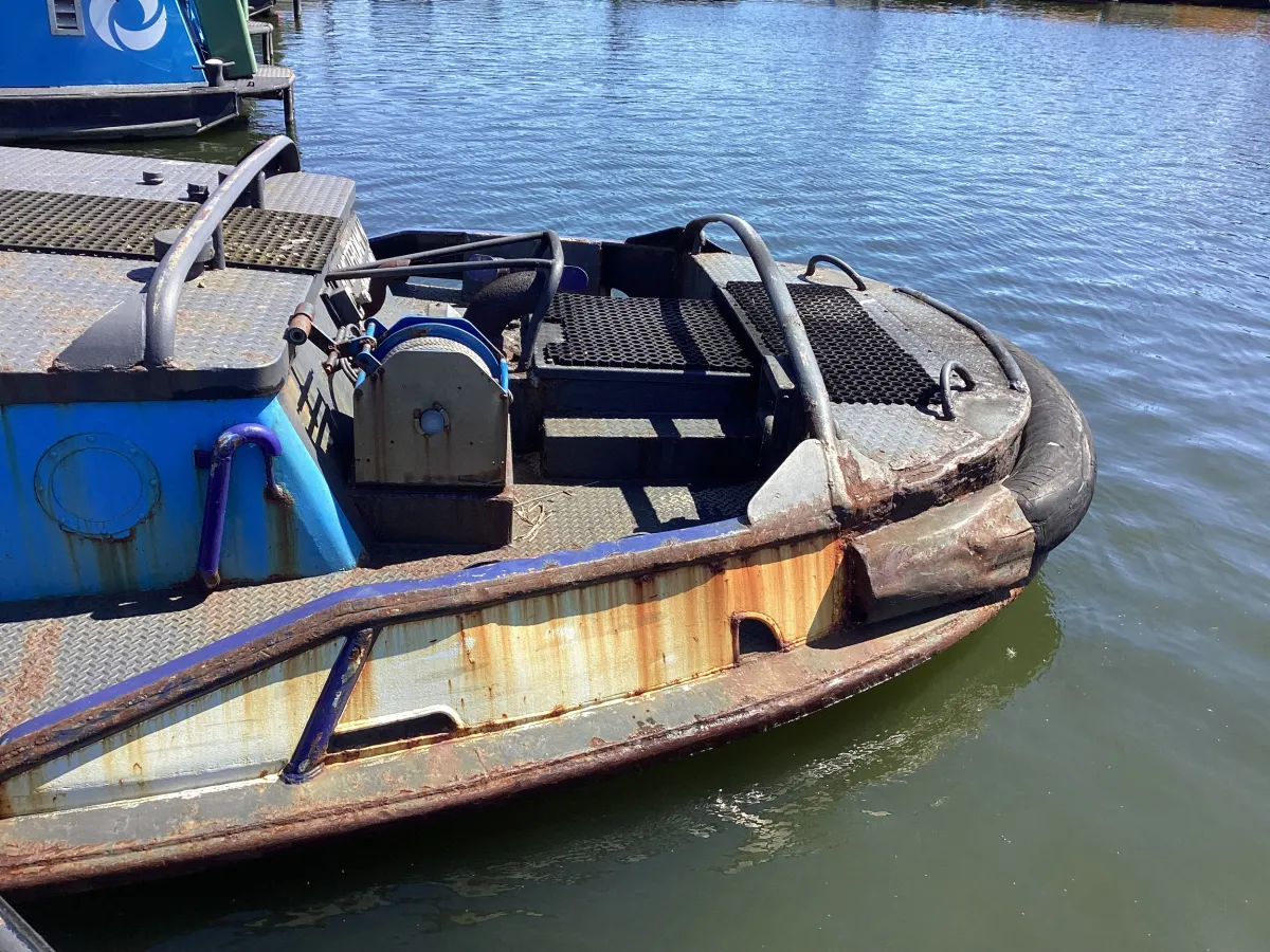 Staal Werkboot Kraanschip SB 24