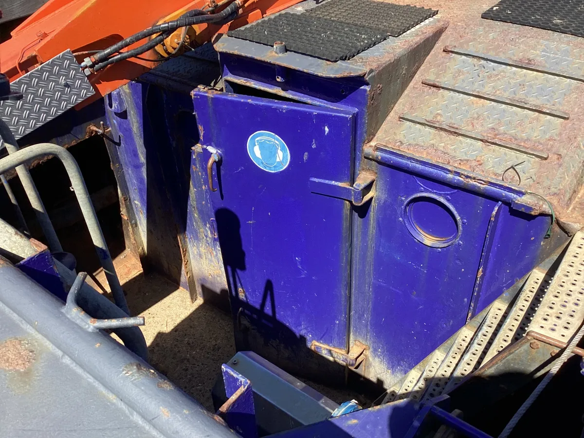 Staal Werkboot Kraanschip SB 24