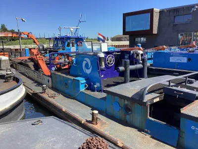 Staal Werkboot Kraanschip SB 24 Foto 88