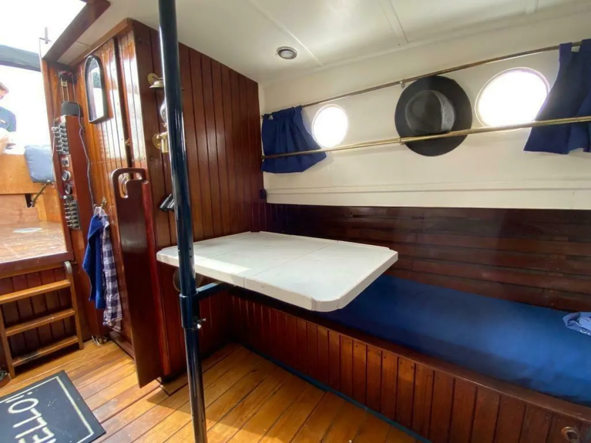 Staal Motorboot Kajuitsloep 700