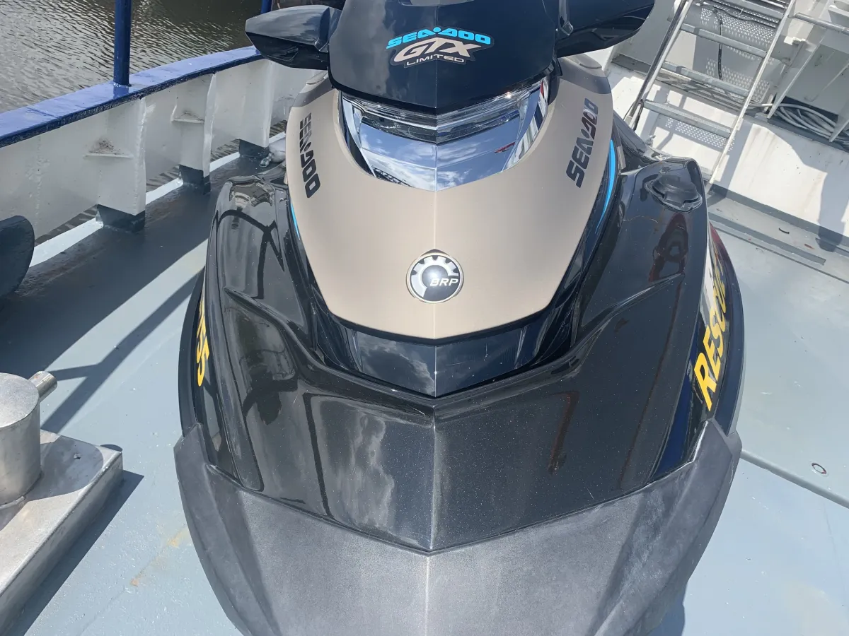 Polyester Jetski Sea-Doo GTX Limited 300