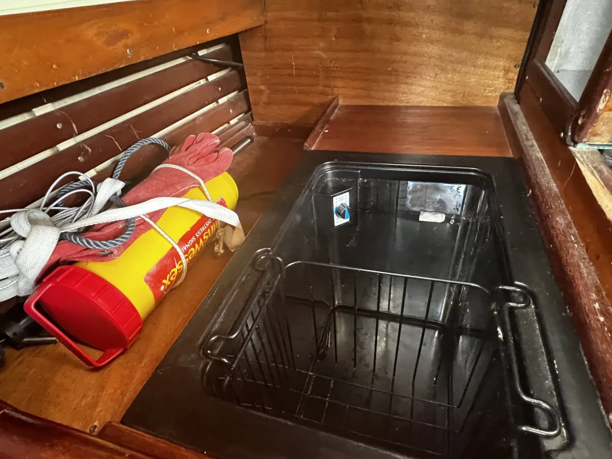 Staal Zeilboot Trintella 