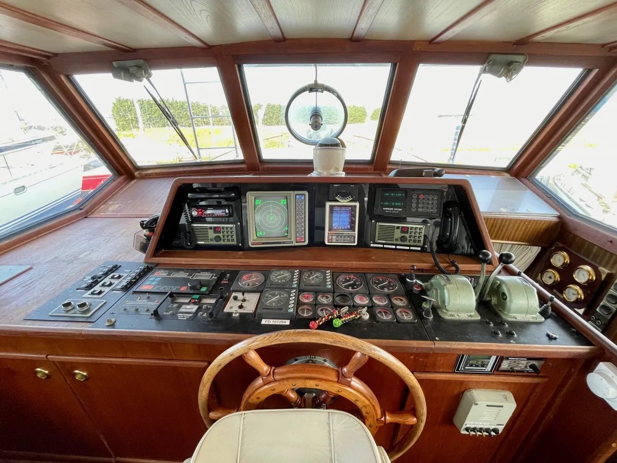 Staal Motorboot Motorjacht 1695