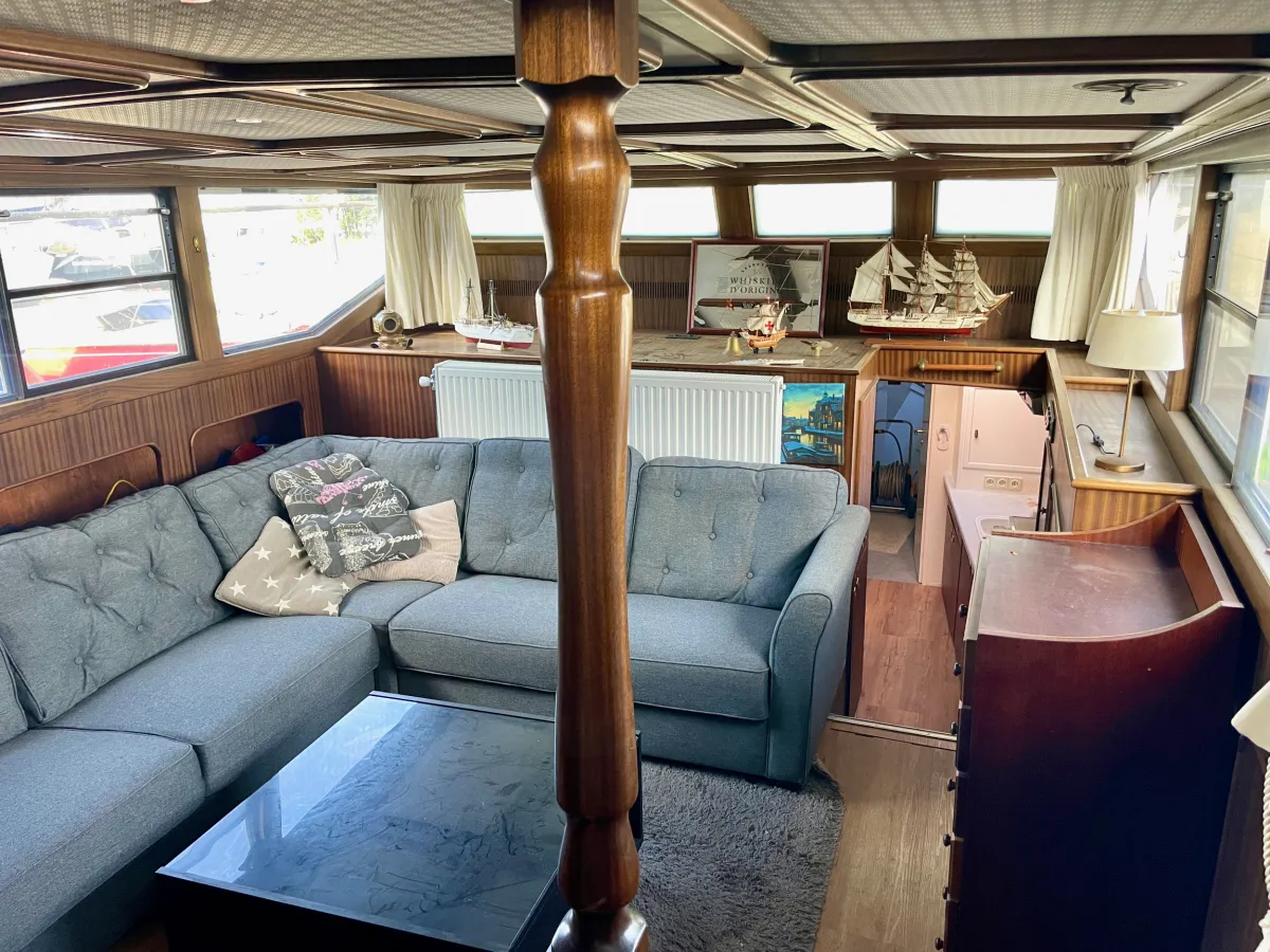 Staal Motorboot Motorjacht 1695